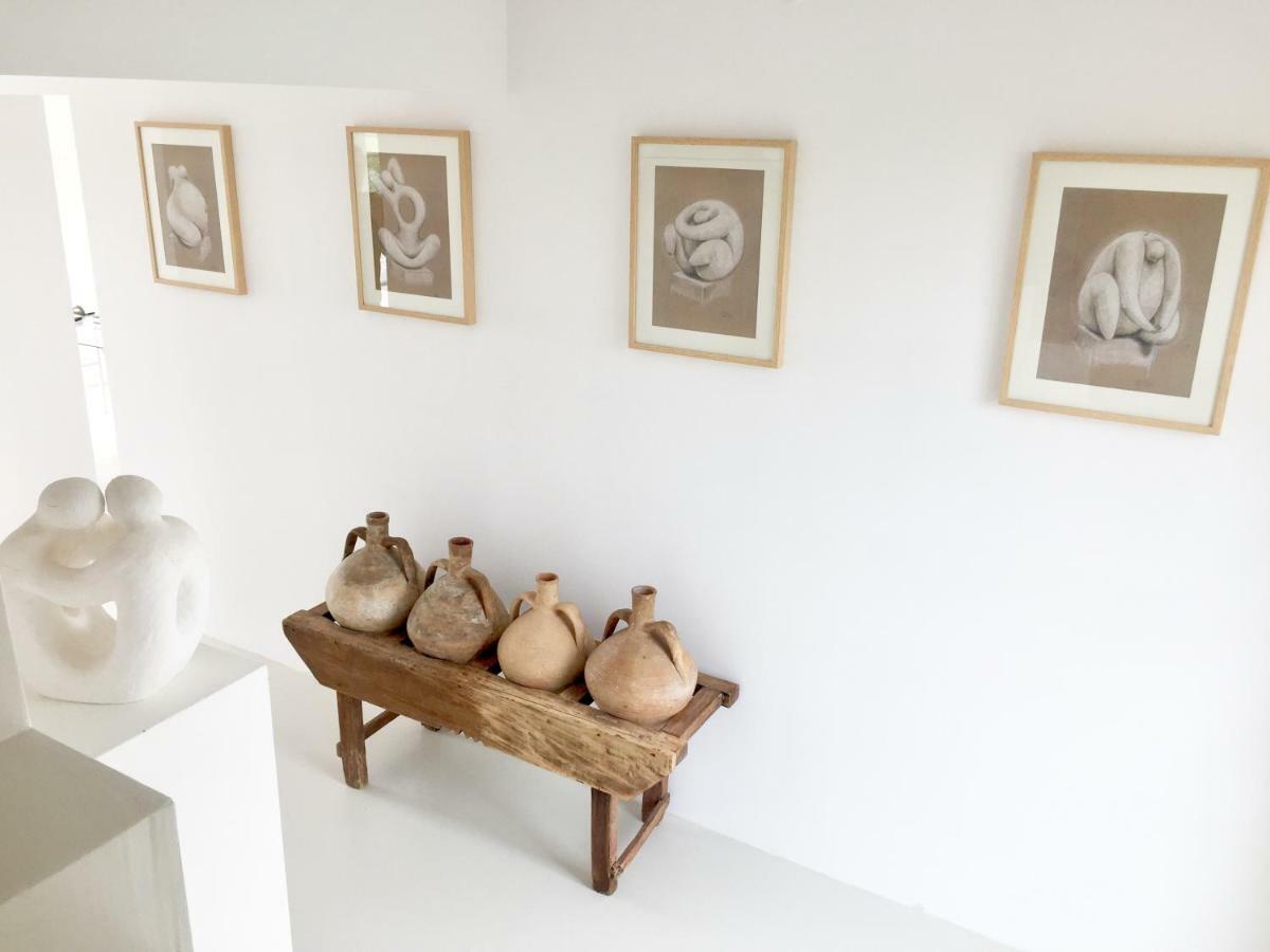 Отель Galerie, Tumulus De La Hogue Fontenay-le-Marmion Экстерьер фото